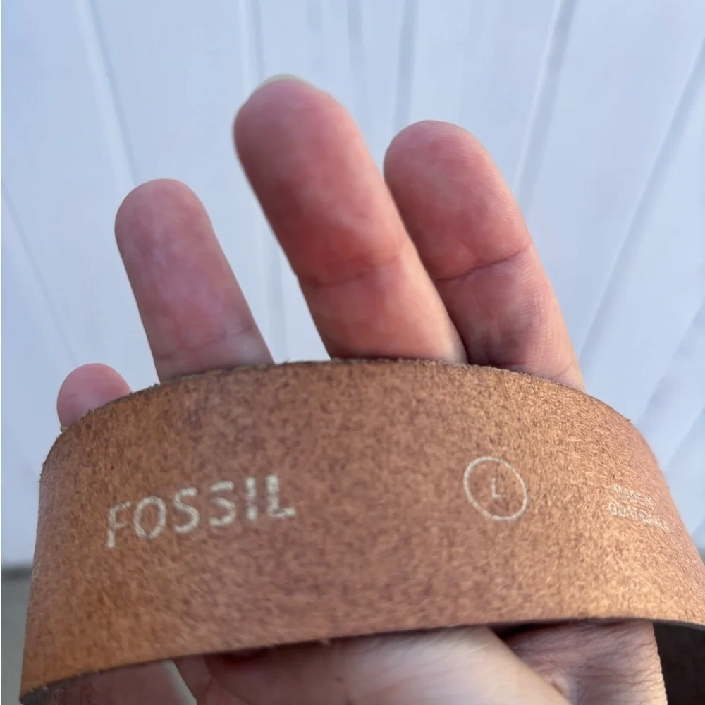 Fossil Tooled Embossed Genuine Leather Belt Flower Pattern Large
